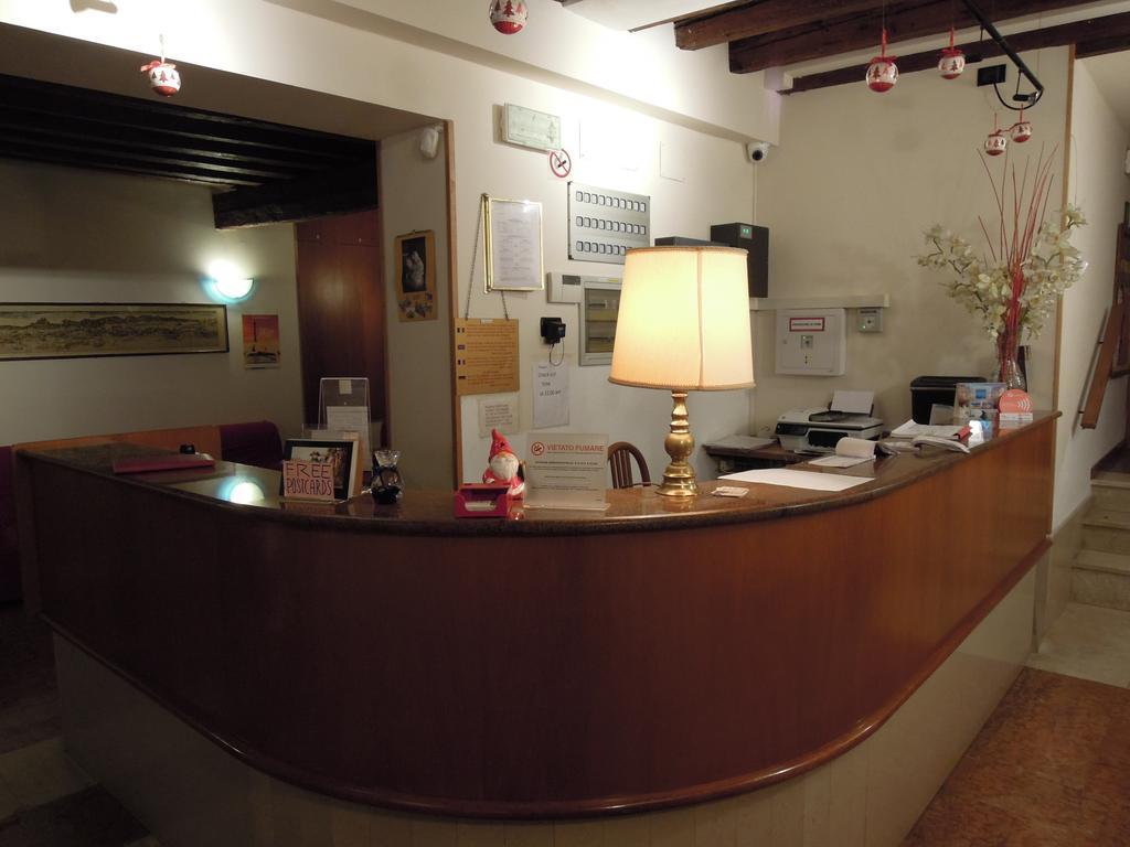 Hotel Iris Венеция Экстерьер фото