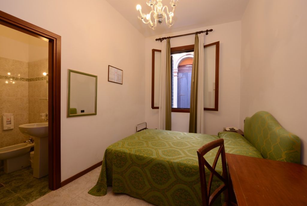 Hotel Iris Венеция Экстерьер фото