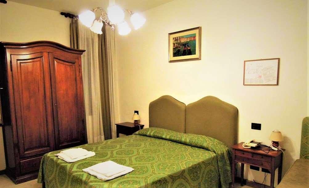 Hotel Iris Венеция Номер фото